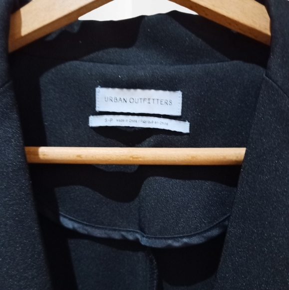 Urban Outfitters Women's Black Stripe Blazer - Picture 15 of 16